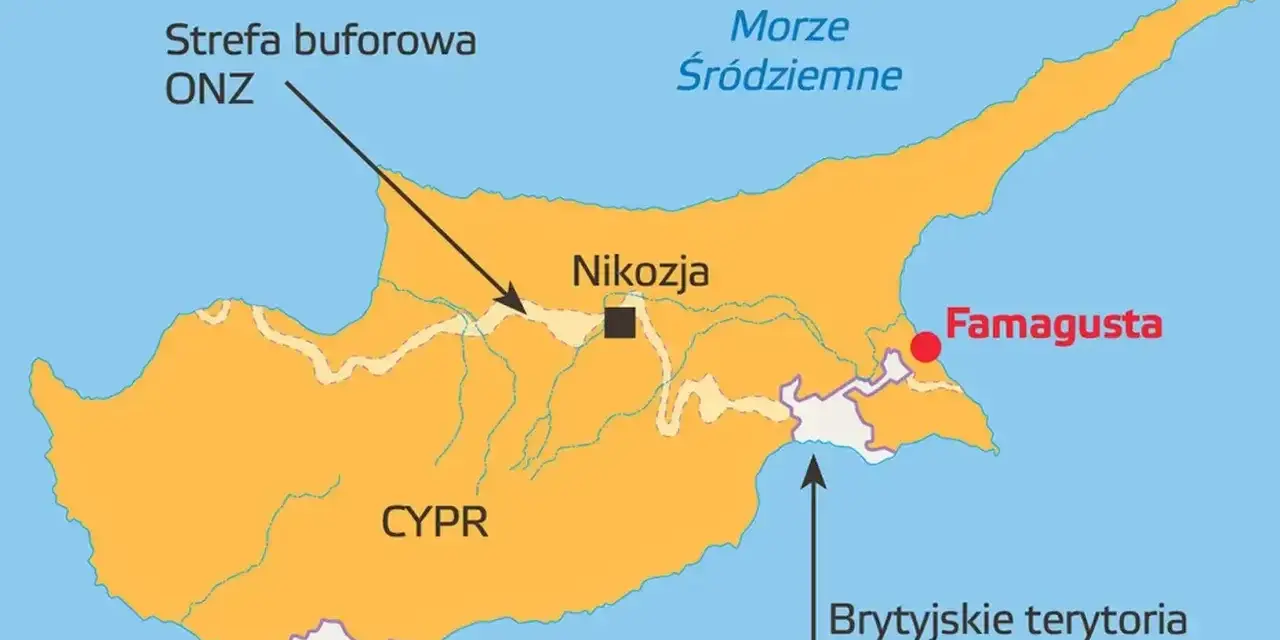 Mapa pokazuje, gdzie leży Cypr na Morzu Śródziemnym, z zaznaczoną Nikozją, Famagustą i strefą buforową ONZ.
