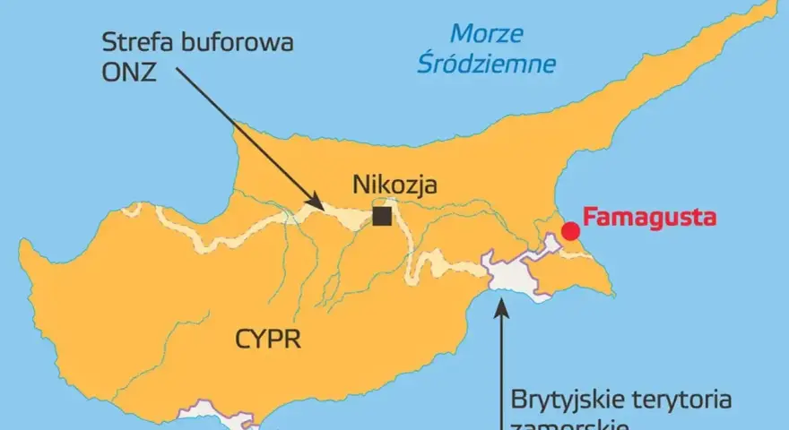Mapa pokazuje, gdzie leży Cypr na Morzu Śródziemnym, z zaznaczoną Nikozją, Famagustą i strefą buforową ONZ.
