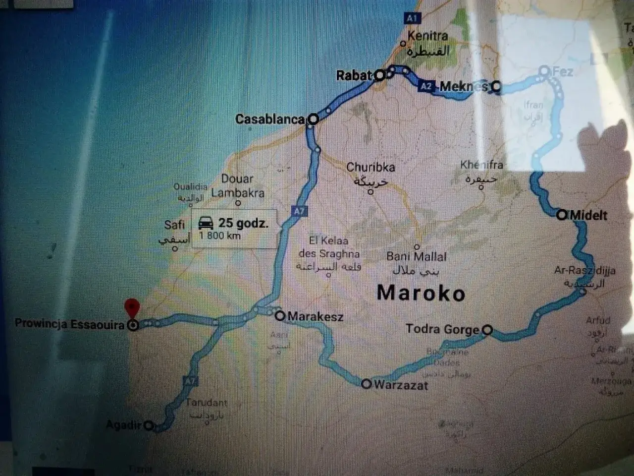 Mapa Maroko z zaznaczoną trasą podr&oacute;ży: Casablanca, Marrakesz, Warzazat, Todra Gorge. Planujesz maroko na własną rękę?